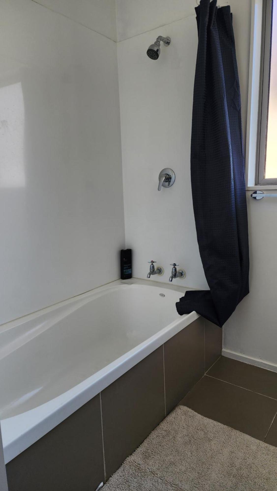 Oaktree Entire Holiday Home, Sleeps 8 To12 罗托鲁阿 外观 照片