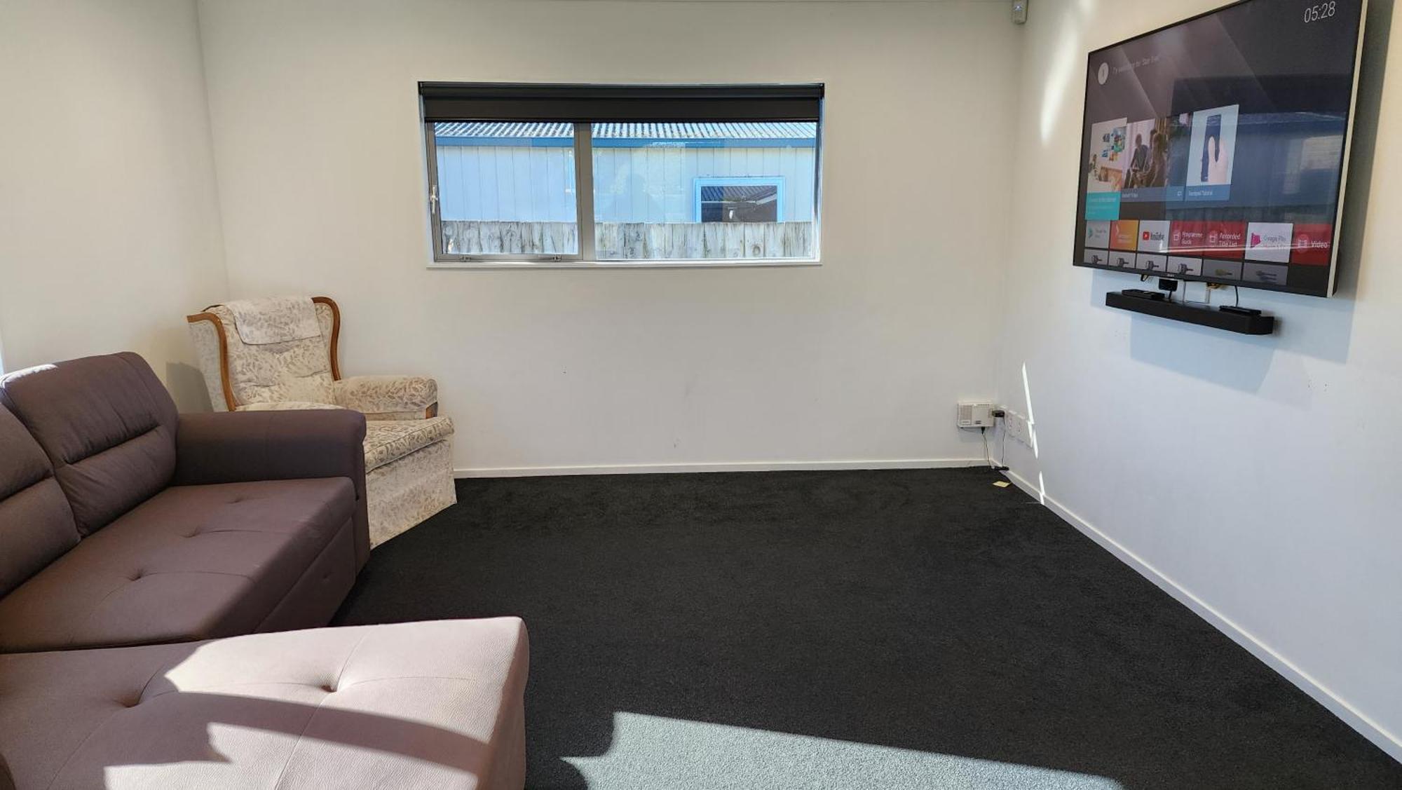 Oaktree Entire Holiday Home, Sleeps 8 To12 罗托鲁阿 外观 照片