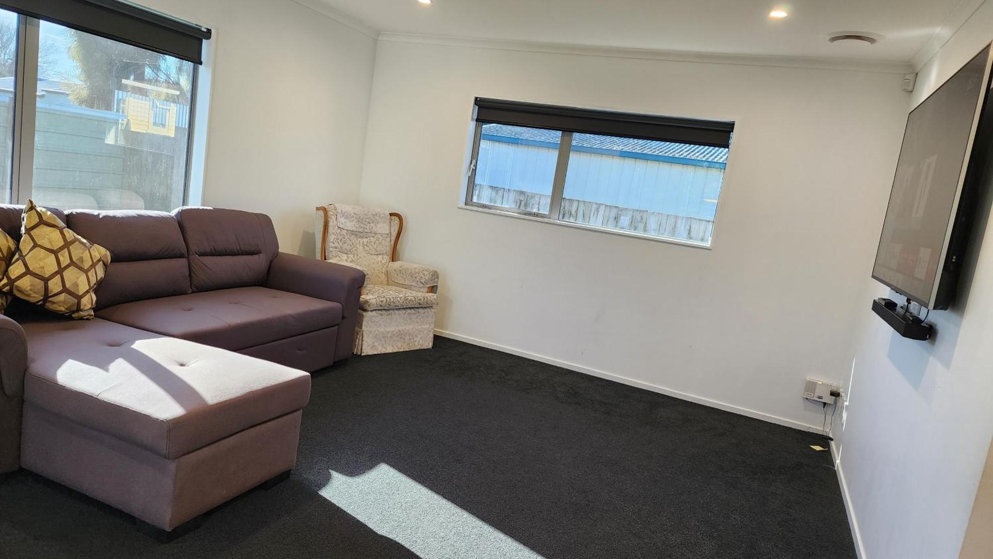 Oaktree Entire Holiday Home, Sleeps 8 To12 罗托鲁阿 外观 照片